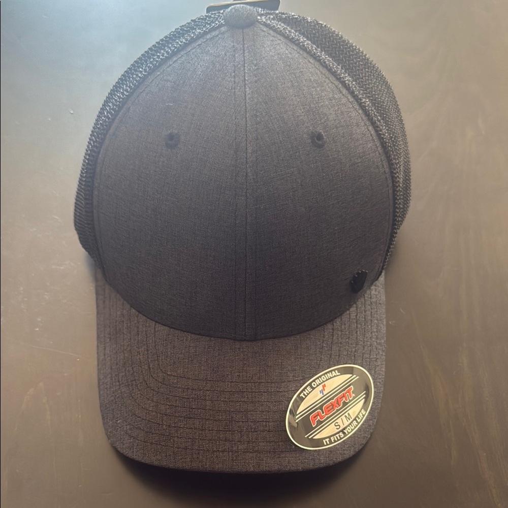 Flexfit Black Cap